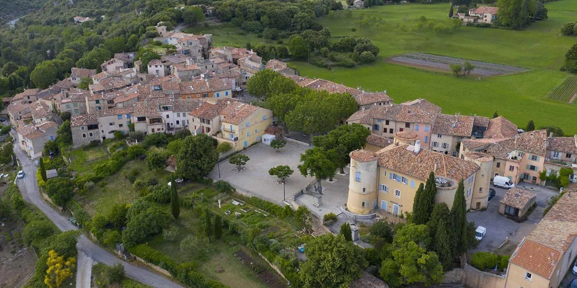 Au Coeur Du Village Provencal Tourtour Apartment